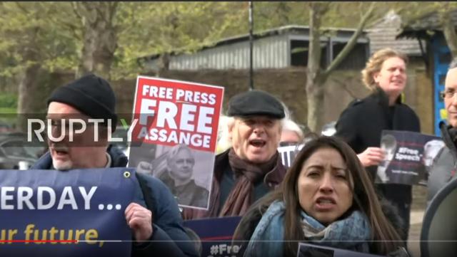 Anthony outside Belmarsh for Assange 2020